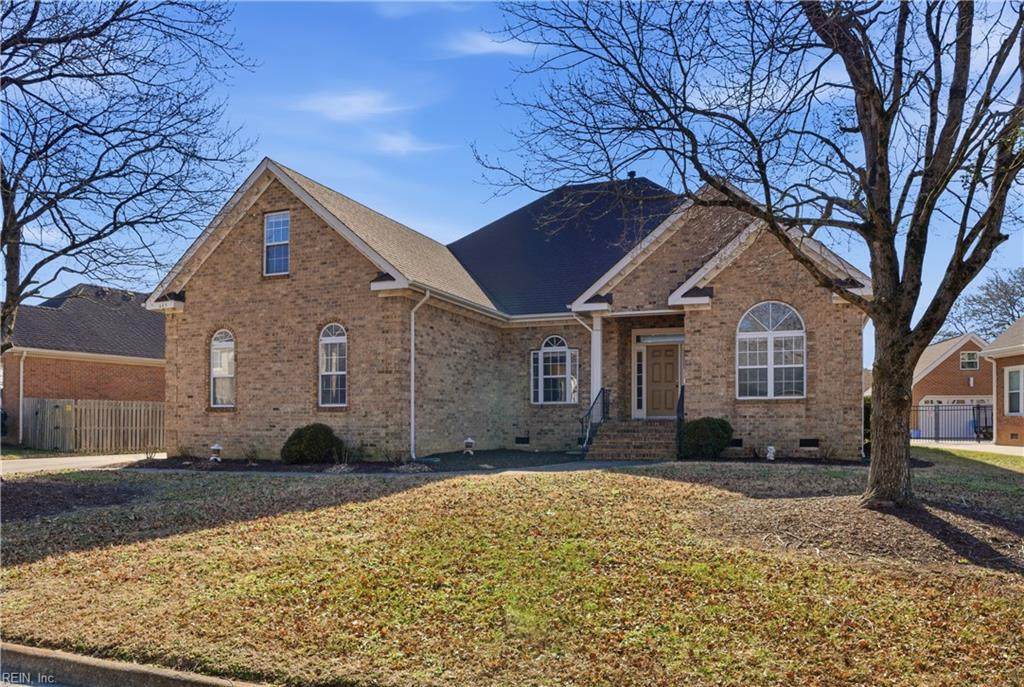 635 Shadow Brooke Dr - Photo 1