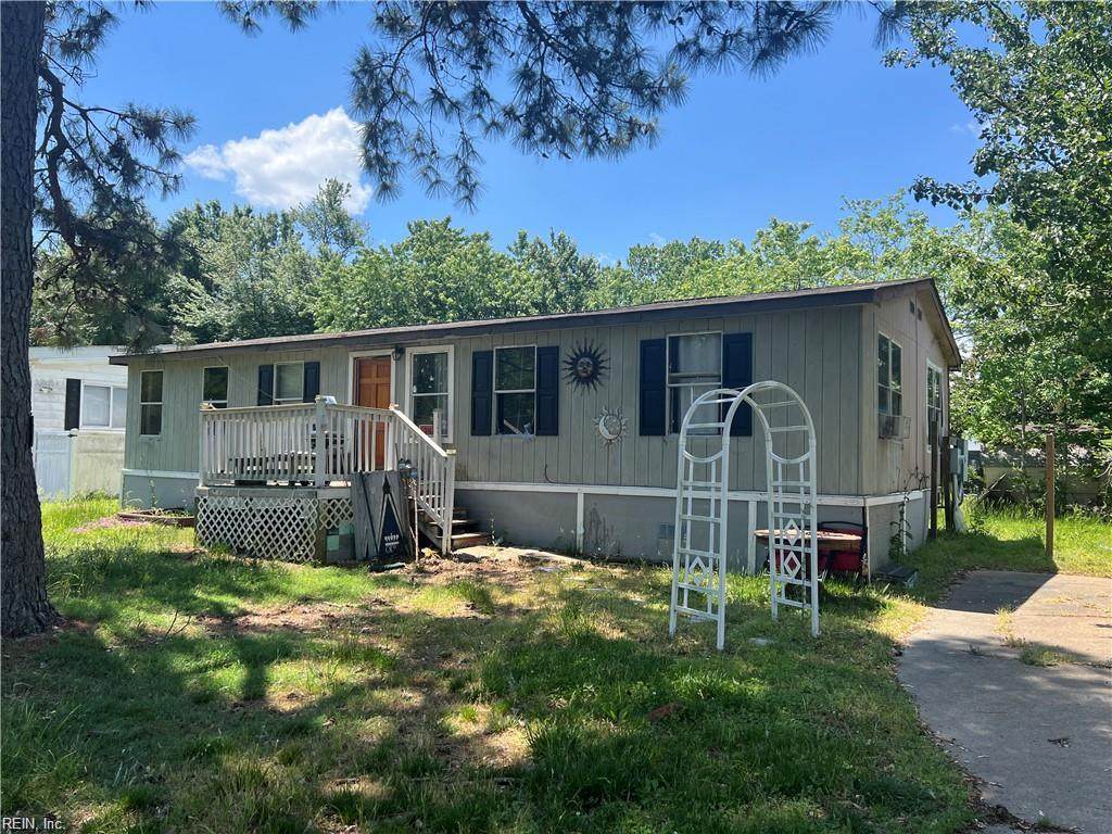 1305 Blue Jay Dr - Photo 1