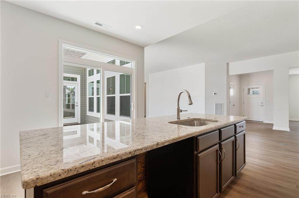 1101 Capella Ln - Photo 1