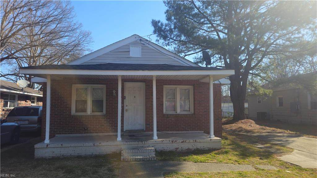 1819 Martin Ave - Photo 1