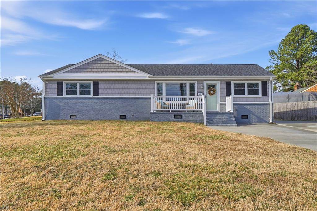 212 Daniel Way - Photo 1