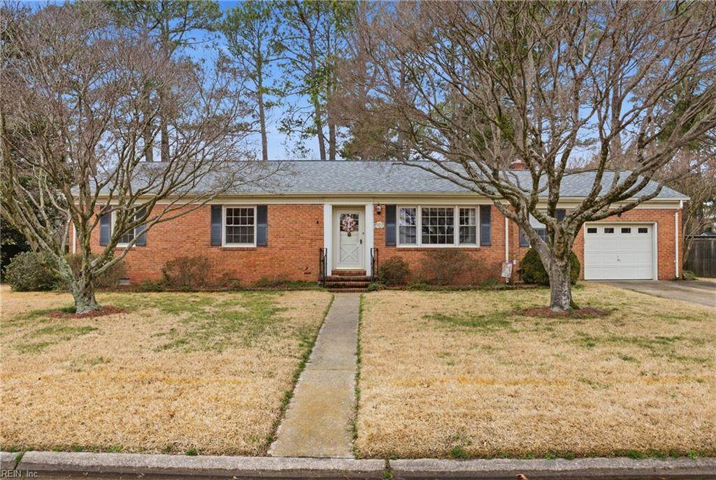 1908 Rosemary Ln - Photo 1