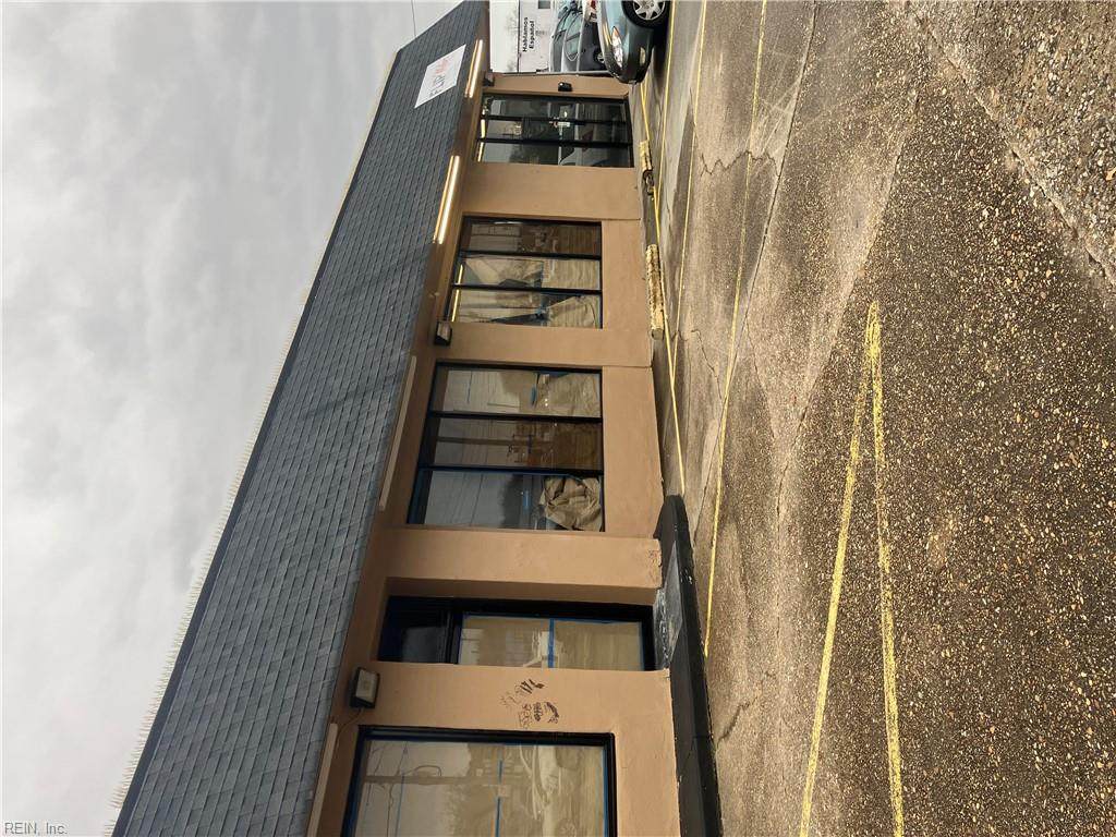 2498 Airline Blvd - Photo 1