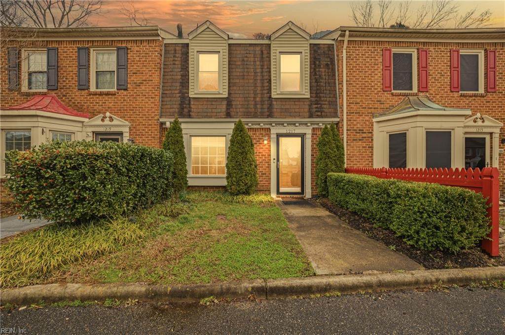 1217 Cedar Mill Sq - Photo 1