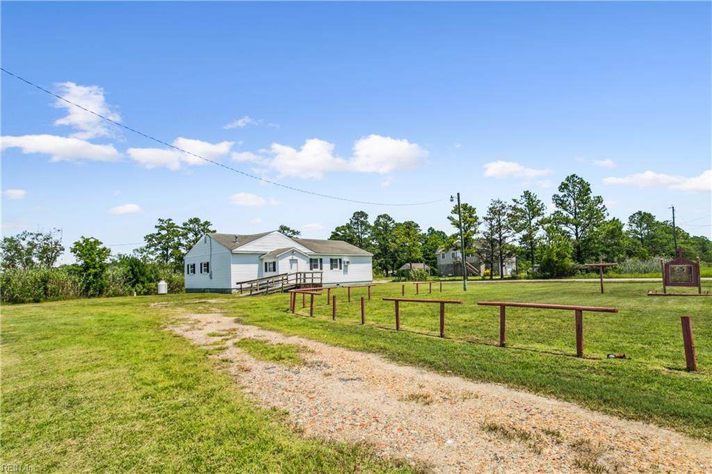 10323 Maryus Rd - Photo 1