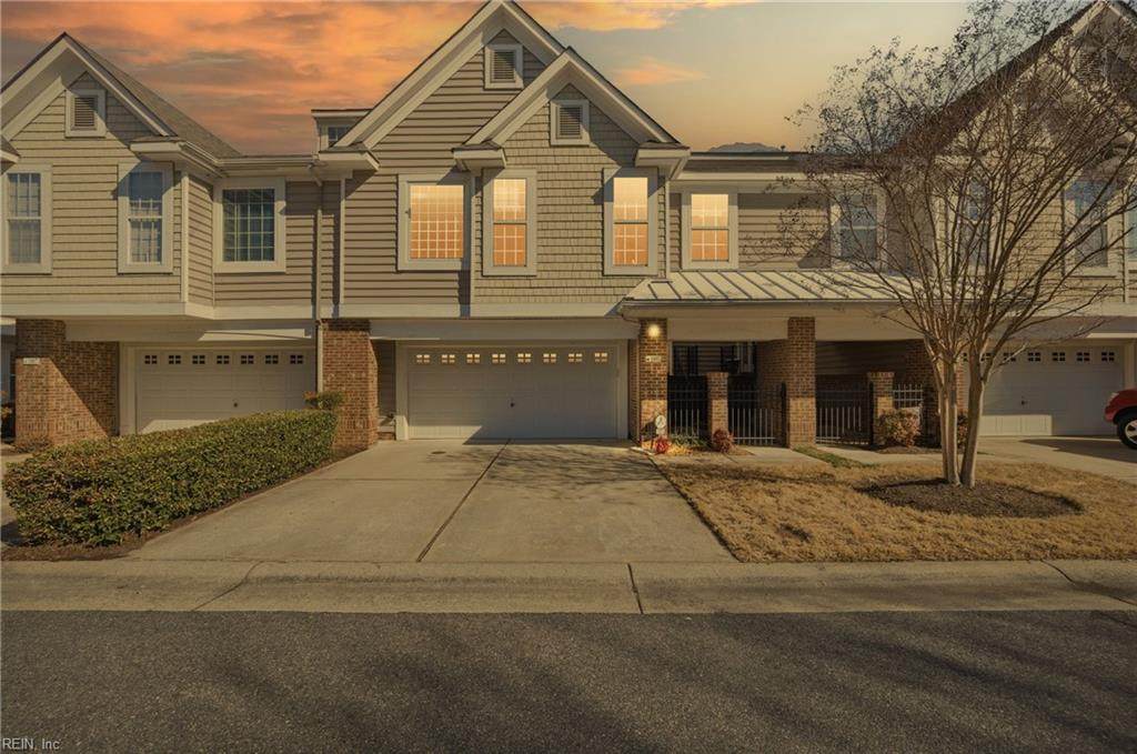 1005 Bay Breeze Blvd - Photo 1