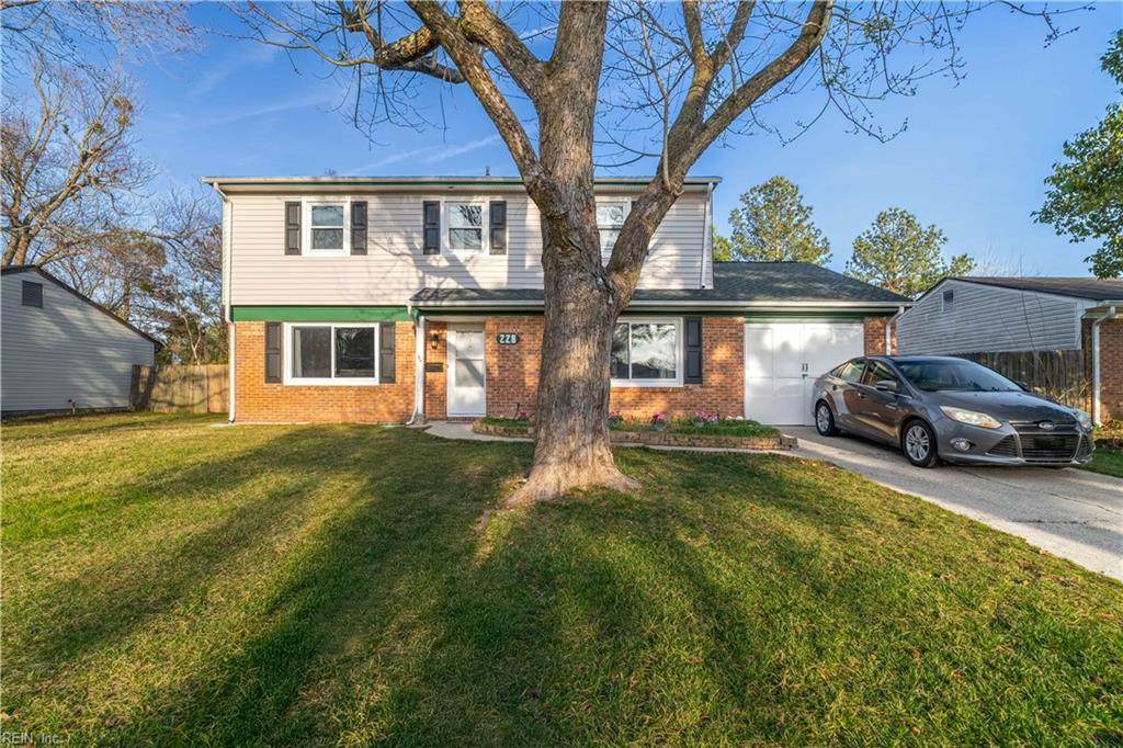228 Palace Green Blvd - Photo 1