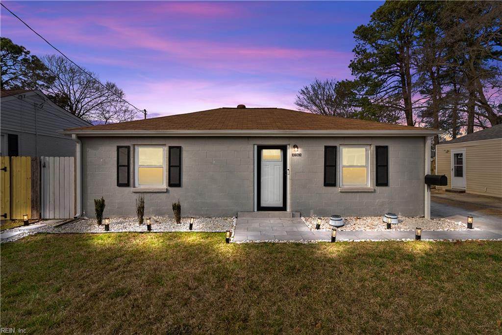 3764 Larkin St - Photo 1