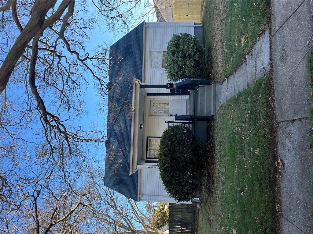 411 Farrell St - Photo 1