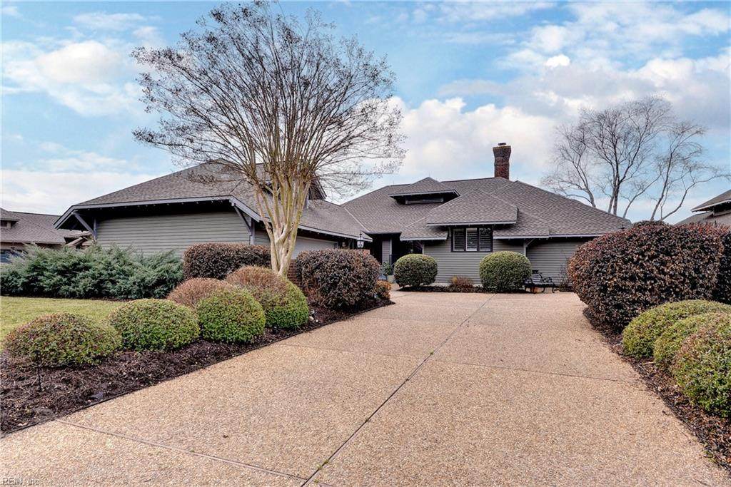 105 Roger Smith - Photo 1