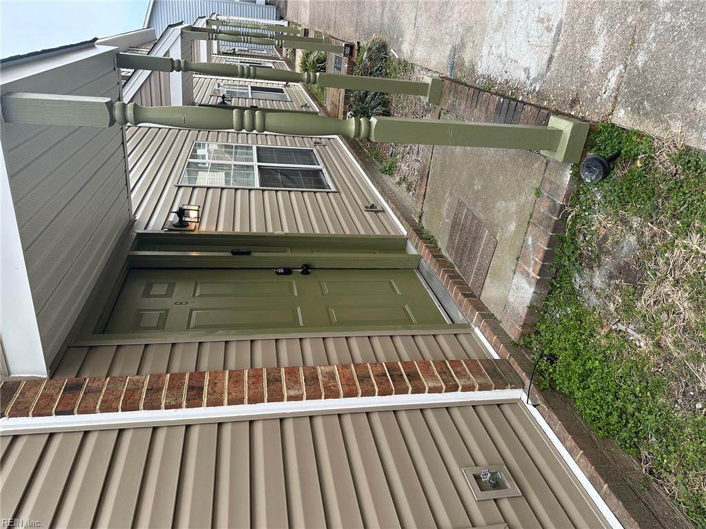 250 Portview Ave - Photo 1
