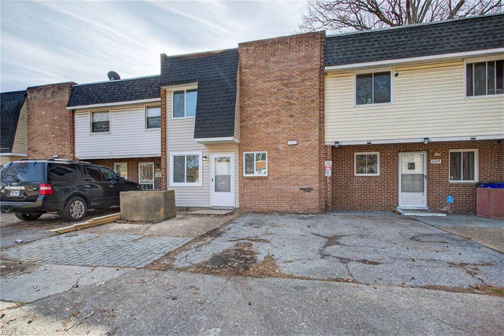 6447 Wellington St - Photo 1