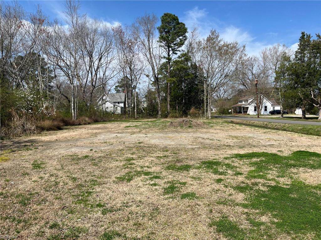 300 Spencers Ave - Photo 1