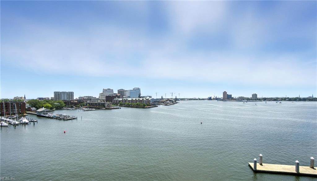 40 Rader St - Photo 1