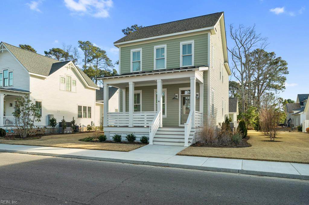 303 Bayside Ave - Photo 1