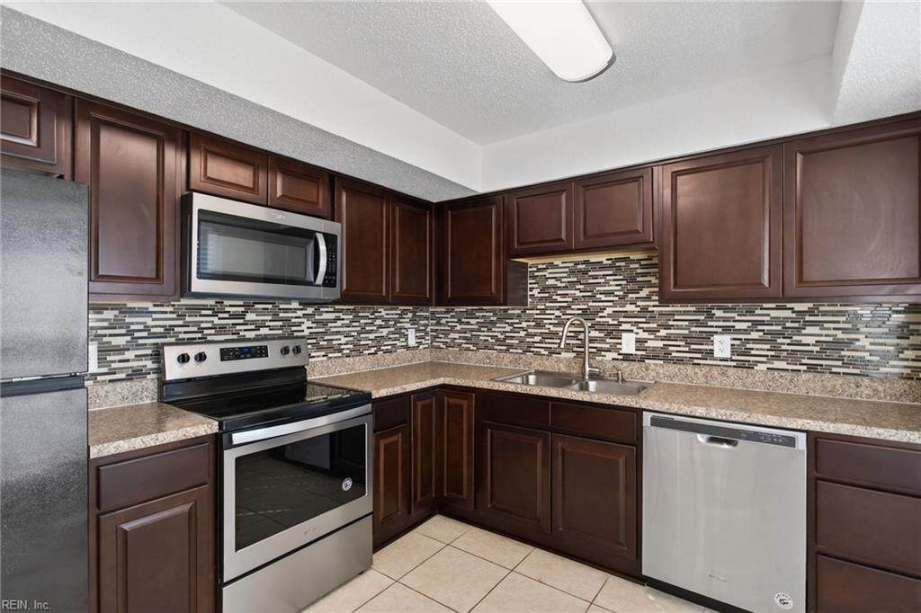 3832 Chancery Ln - Photo 1