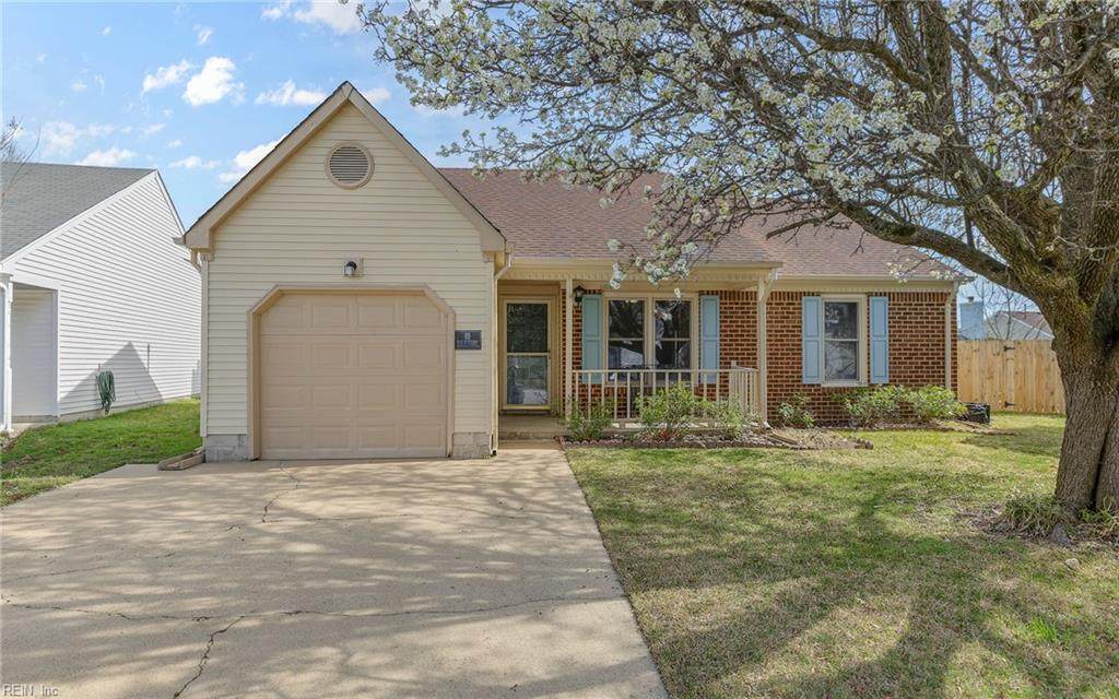 1104 Bonfield Ct - Photo 1