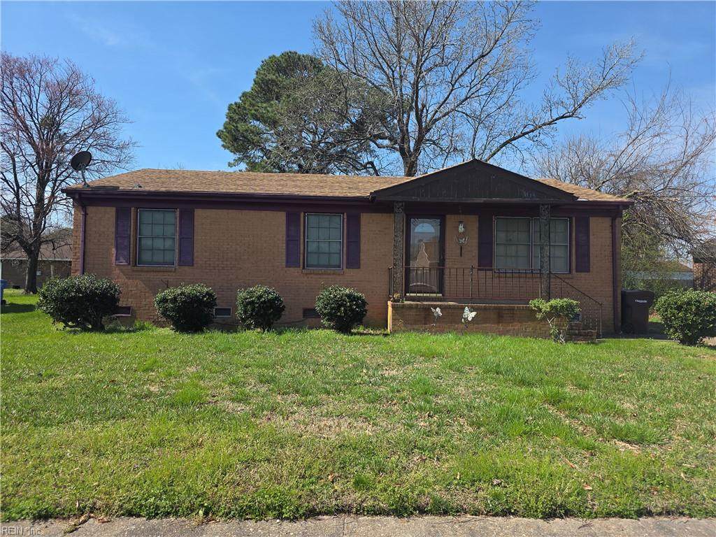 1604 Higgins Ave - Photo 1
