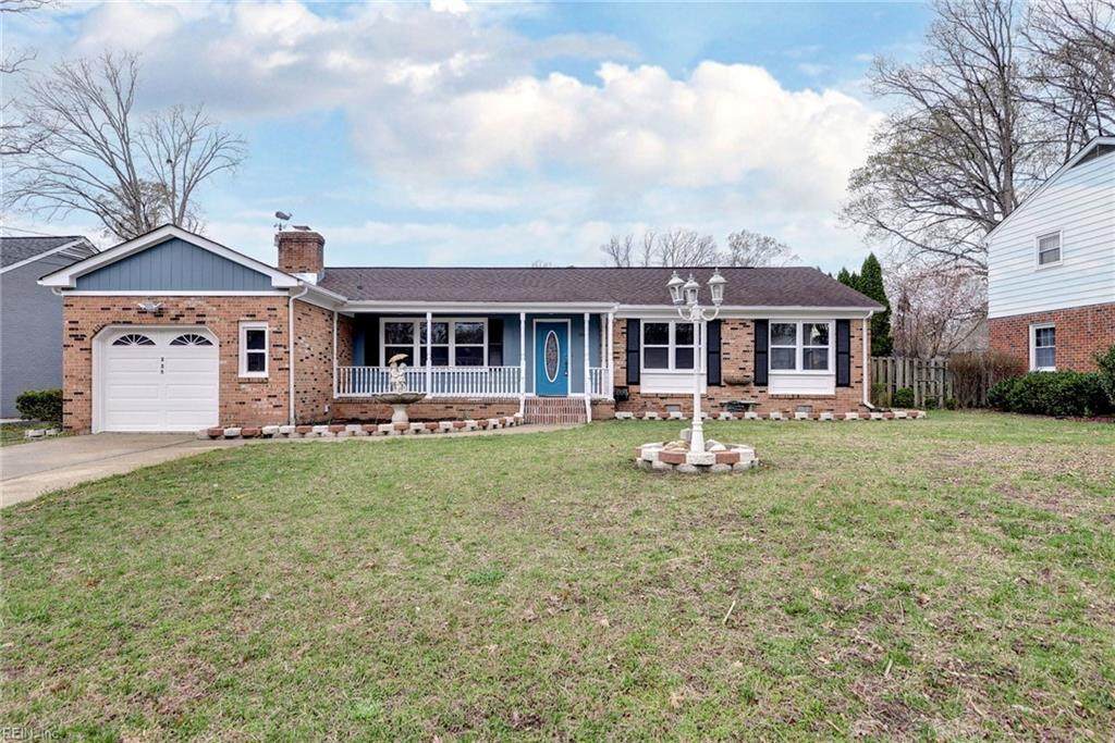 225 Shadywood Dr - Photo 1