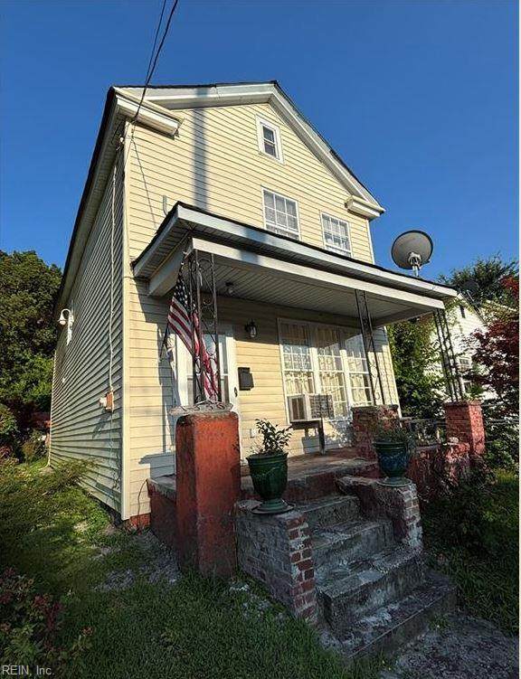 1350 Marshall Ave - Photo 1