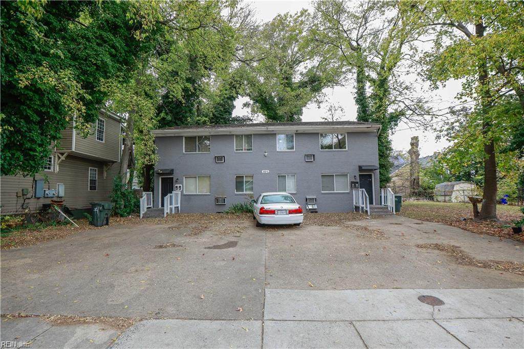 850 34th St - Photo 1