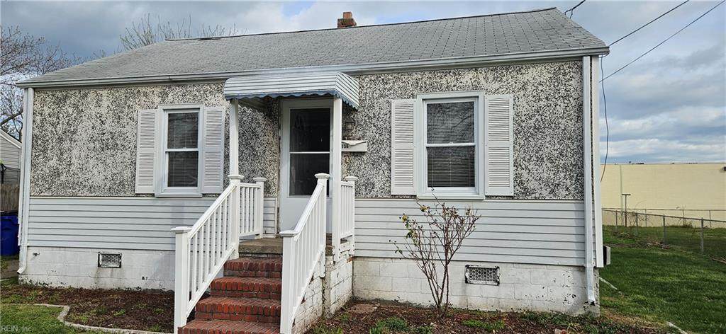 136 Greenbrier Ave - Photo 1