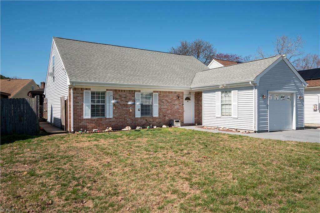 1609 Rollins Ct - Photo 1
