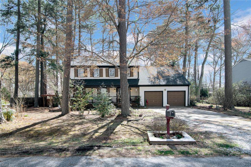 101 Edgewood Ct - Photo 1