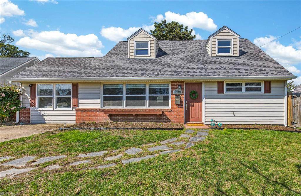 2220 Ardmore Ave - Photo 1