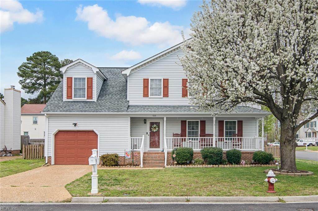 935 Chartwell Dr - Photo 1