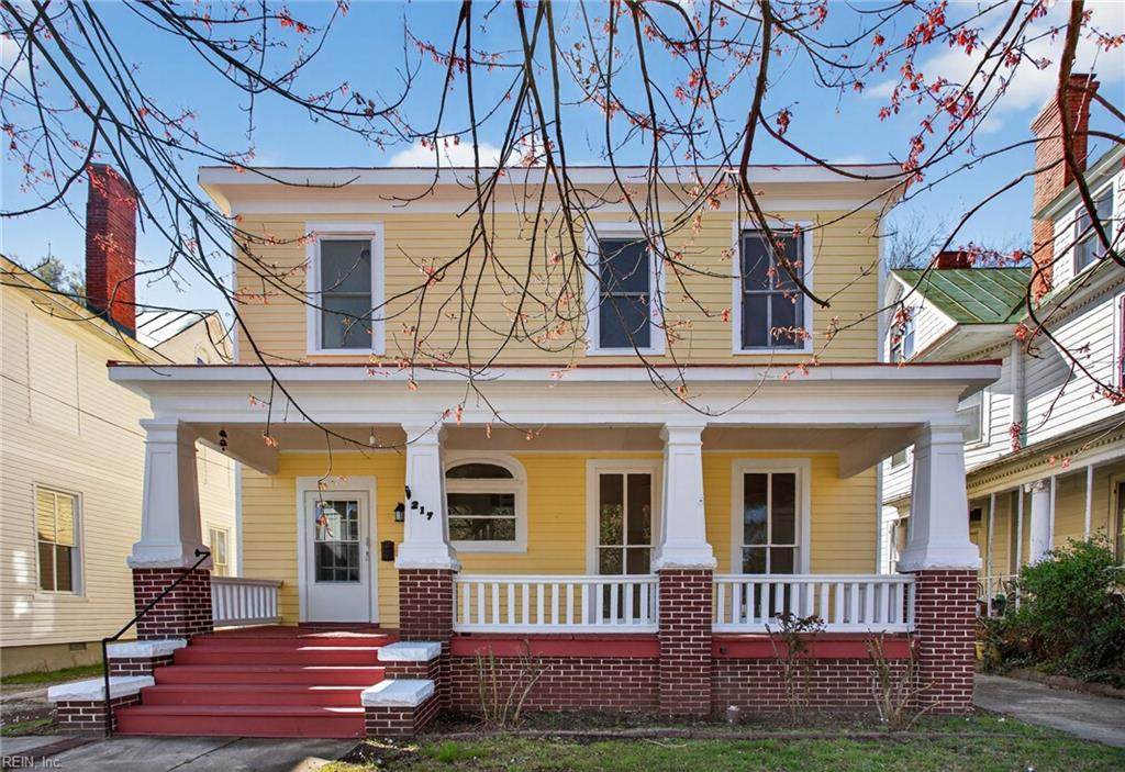 217 Saratoga St - Photo 1