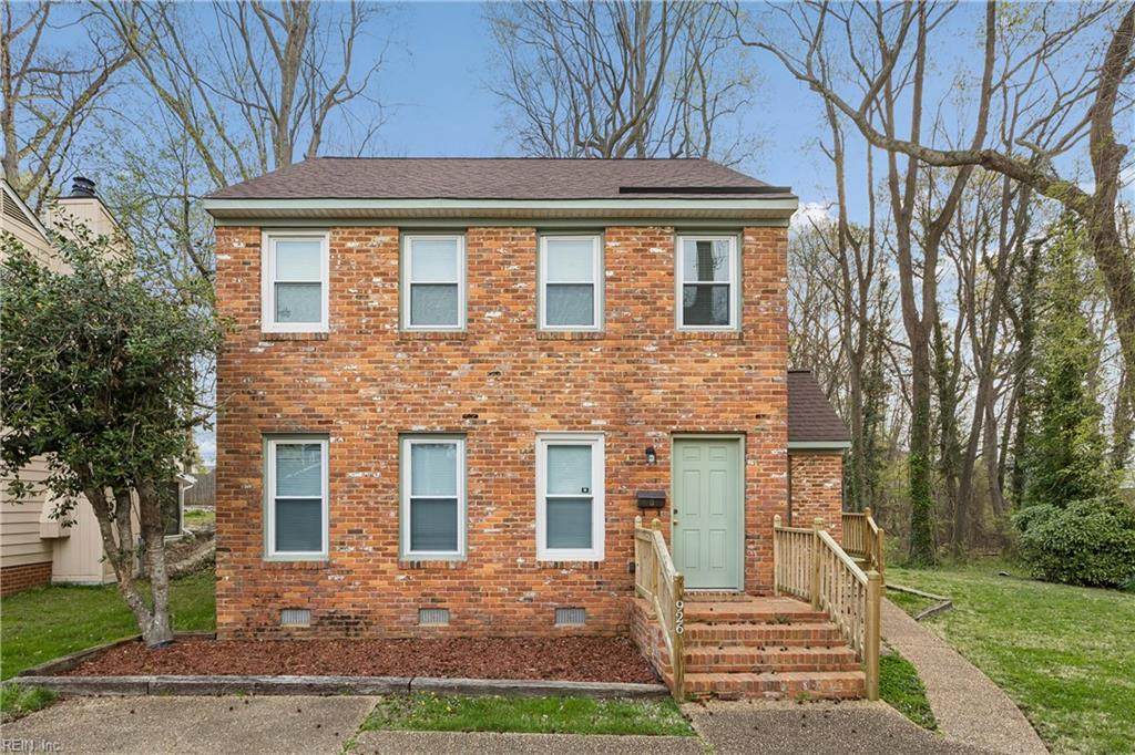 926 Coloma Dr - Photo 1
