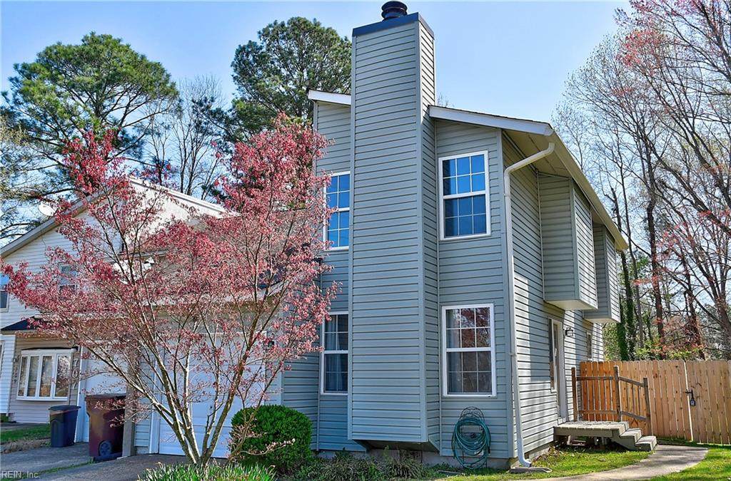 705 Pine Wood Ct - Photo 1