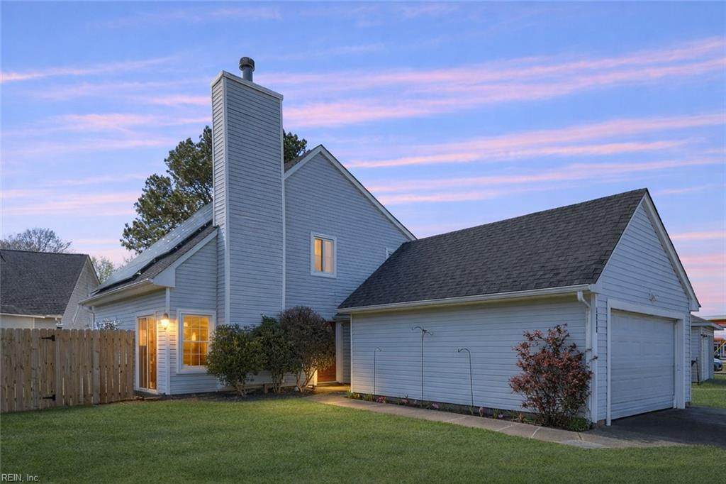 1212 Woodbridge Trl - Photo 1