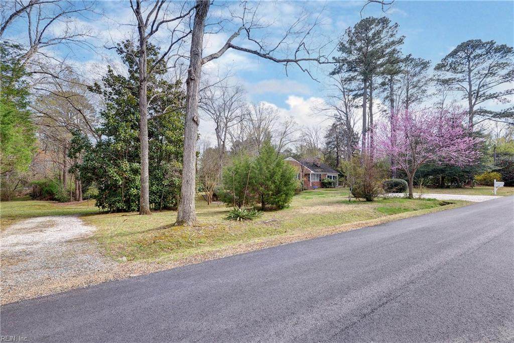116 Holly Rd - Photo 1
