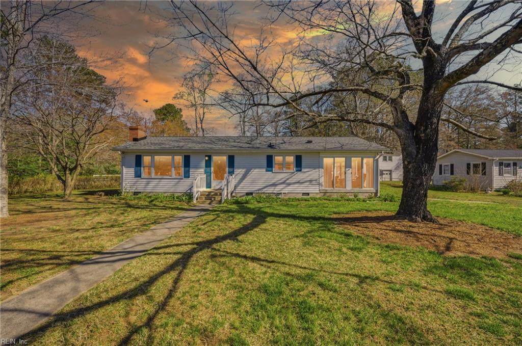 621 Shore Dr - Photo 1