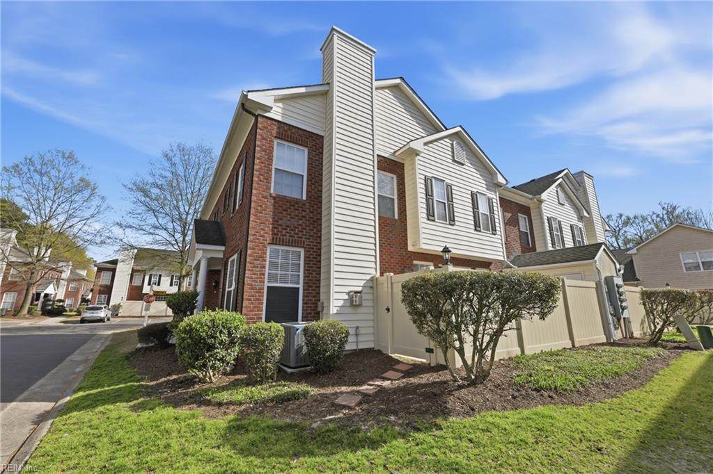 5945 Echingham Dr - Photo 1