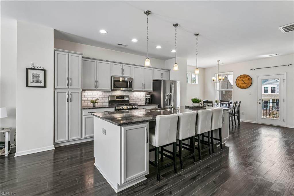 8426 Gayle Ln - Photo 1