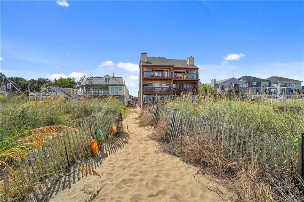 1216 Ocean View Ave - Photo 1