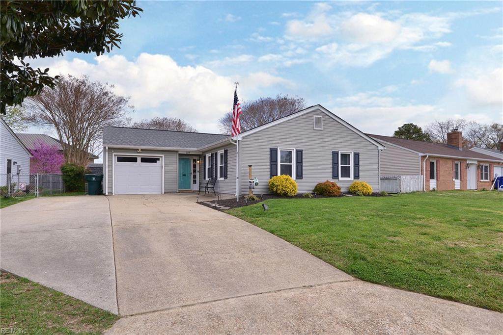 109 Virginia Dr - Photo 1