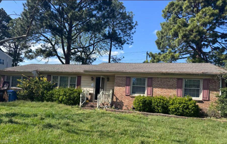 357 Dexter St - Photo 1