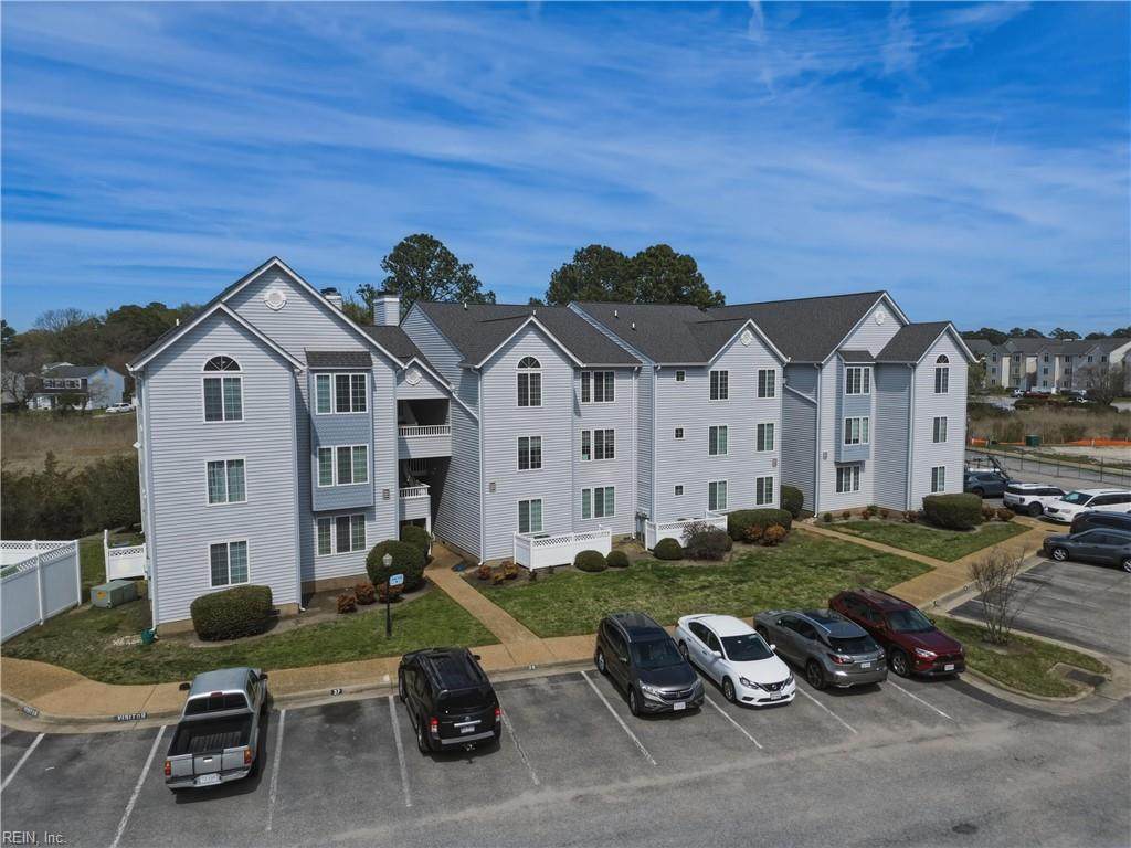 226 Island Cove Ct - Photo 1