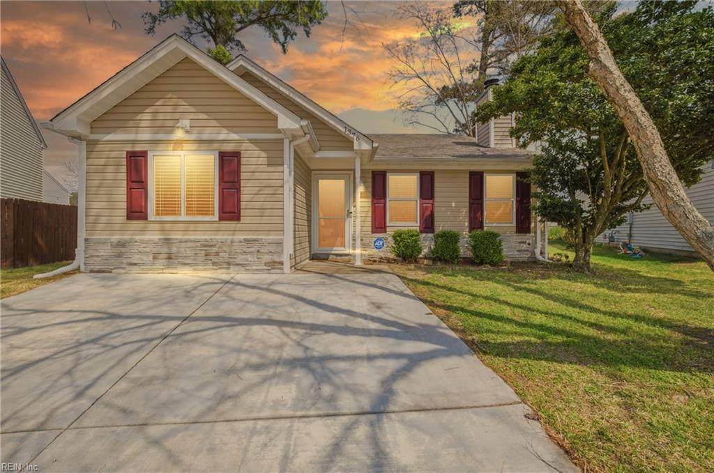 1376 Beacons Reach Dr - Photo 1
