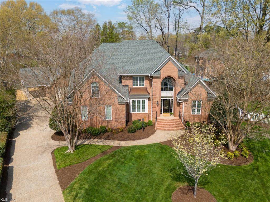 604 Stoneleigh Ct - Photo 1