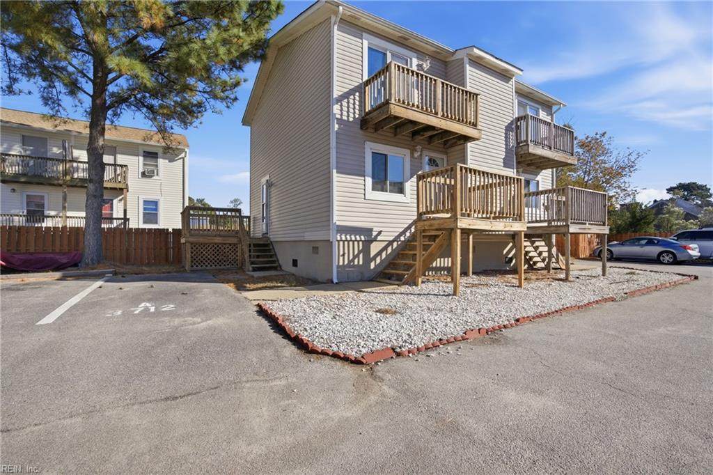 3712 Pretty Lake Ave - Photo 1