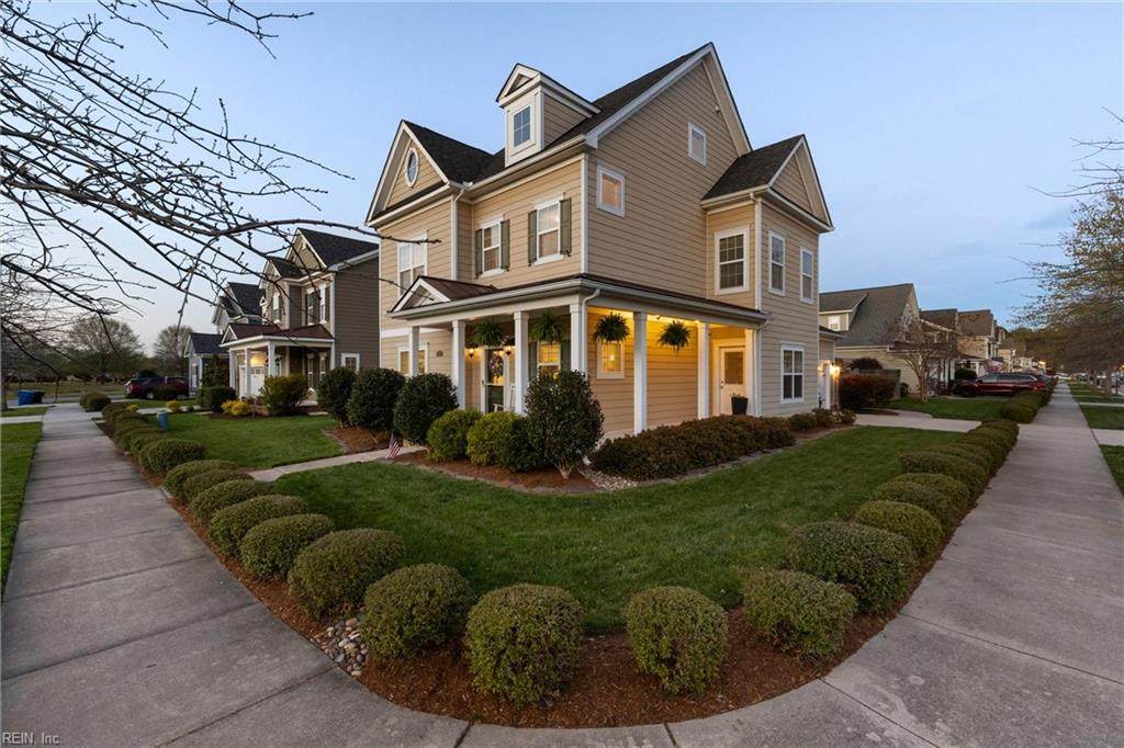 2049 Channing Ln - Photo 1