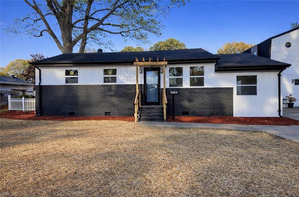 1203 Baskerville Ln - Photo 1