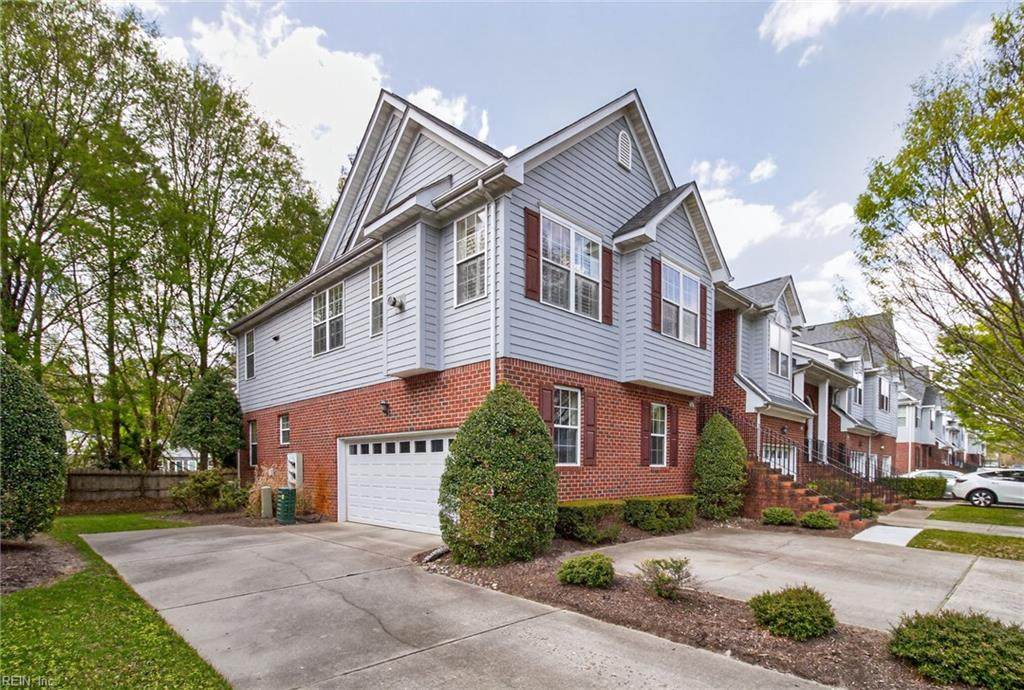 612 Estates Way - Photo 1