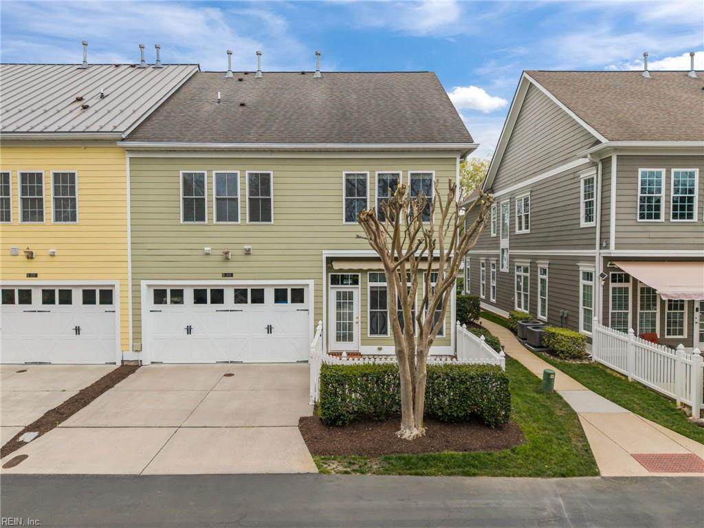 1032 Cranberry Dr - Photo 1