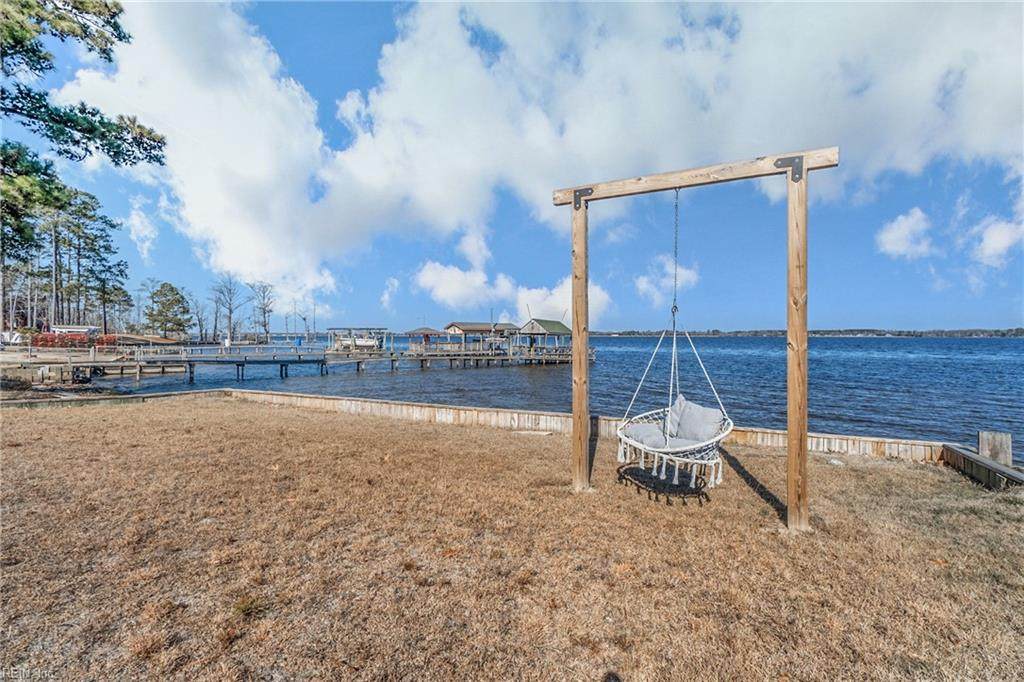 106 Shore Dr - Photo 1